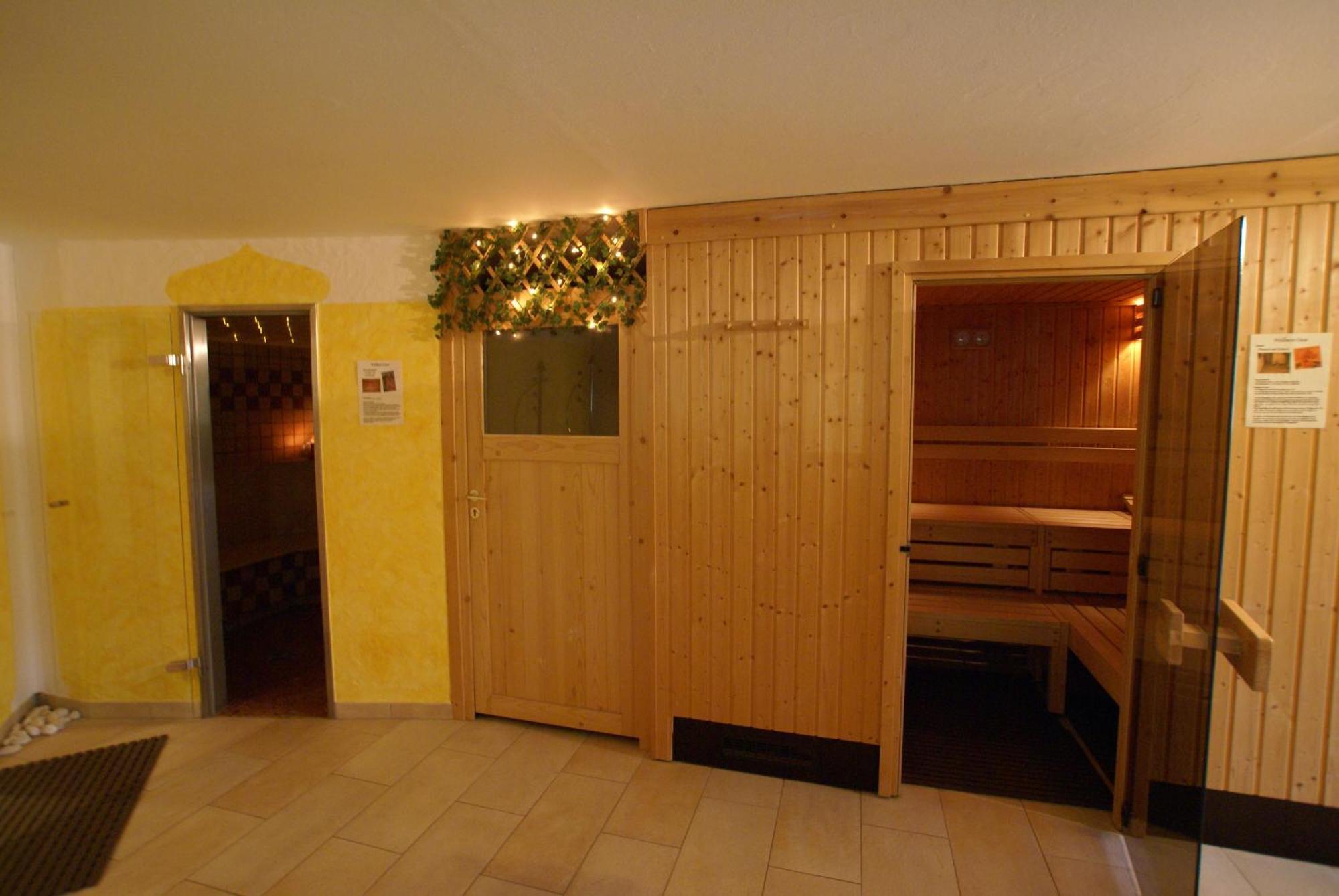 Gasthof Hotel Zur Post Ferlach Ngoại thất bức ảnh
